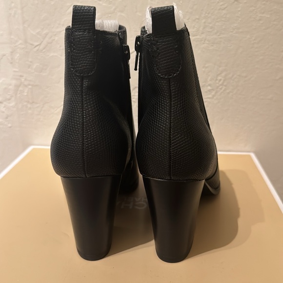 Black ankle boots - Picture 2 of 6